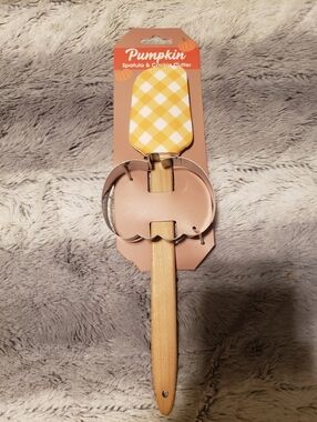 Fall Pumpkin Spatula & Cookie Cutter Set Yellow Gingham Spatula, Wood Handle NIP